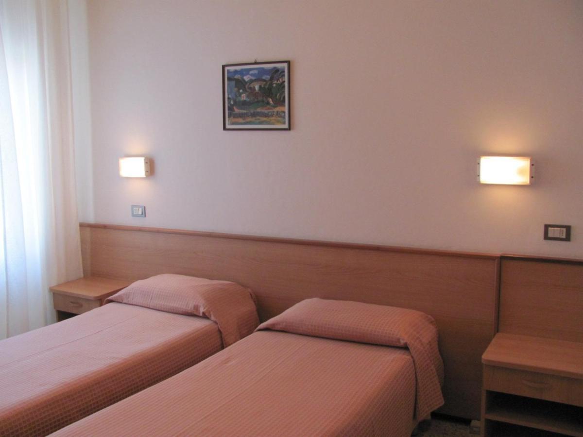 Albergo Moretti Senigallia Pokoj fotografie