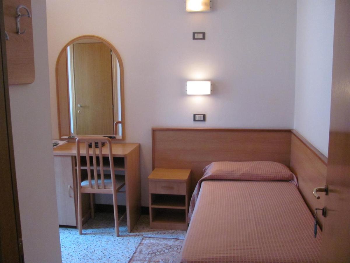 Albergo Moretti Senigallia Exteriér fotografie
